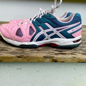 ASIC Tennis shoe size 8 woman’s